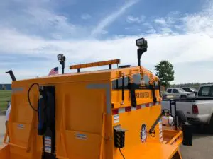 This image shows the work lights on top of the KM 8000T.