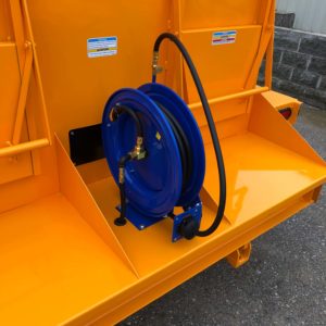 UTH with hose reel