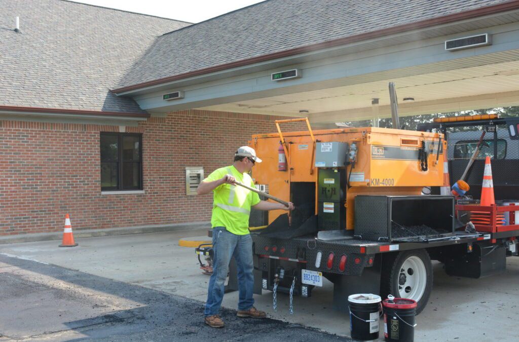 Product Spotlight: KM 4000S Asphalt Hotbox Reclaimer